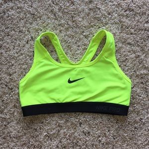 Women’s Nike Pro Sports Bra